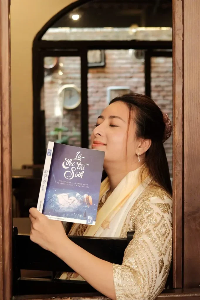 sach-la-thu-tai-sinh-10