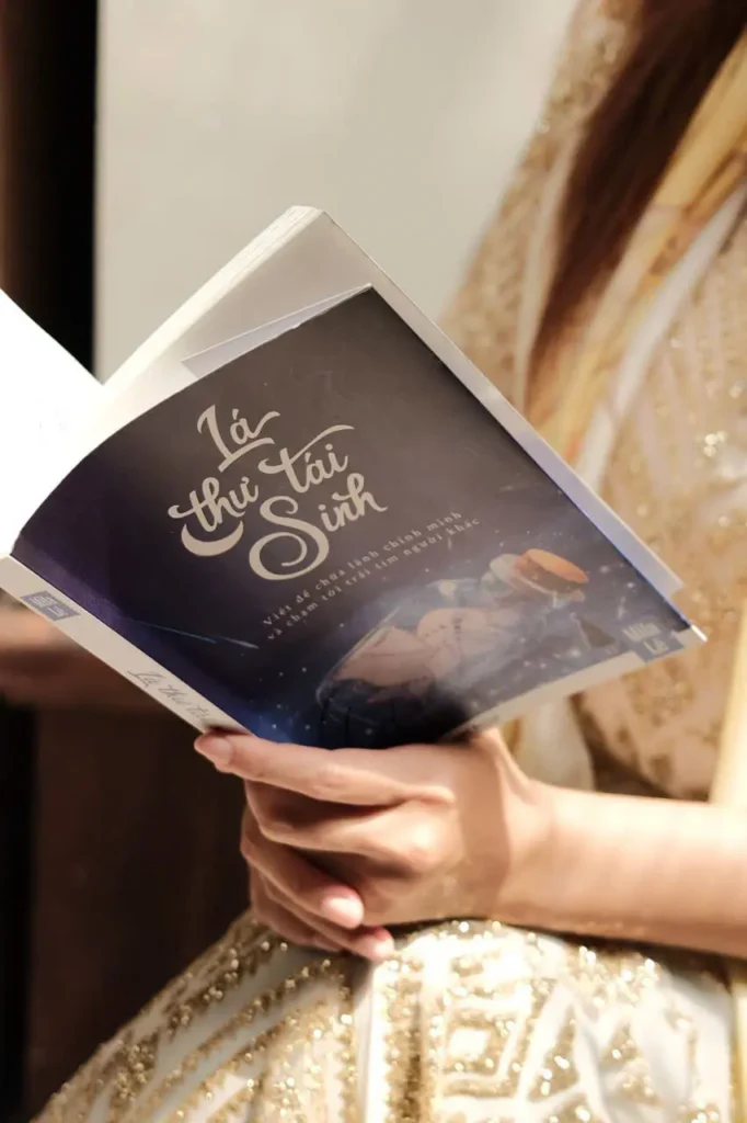 sach-la-thu-tai-sinh-13