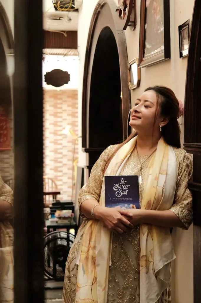 sach-la-thu-tai-sinh-9